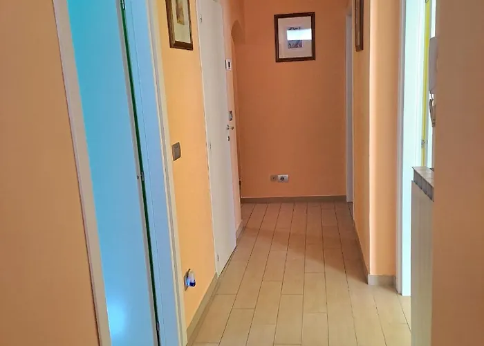 Via Bixio * רוזטו דליי אברוצי