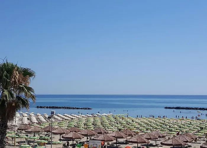 Via Bixio Апартаменты Розето-дельи-Абруцци